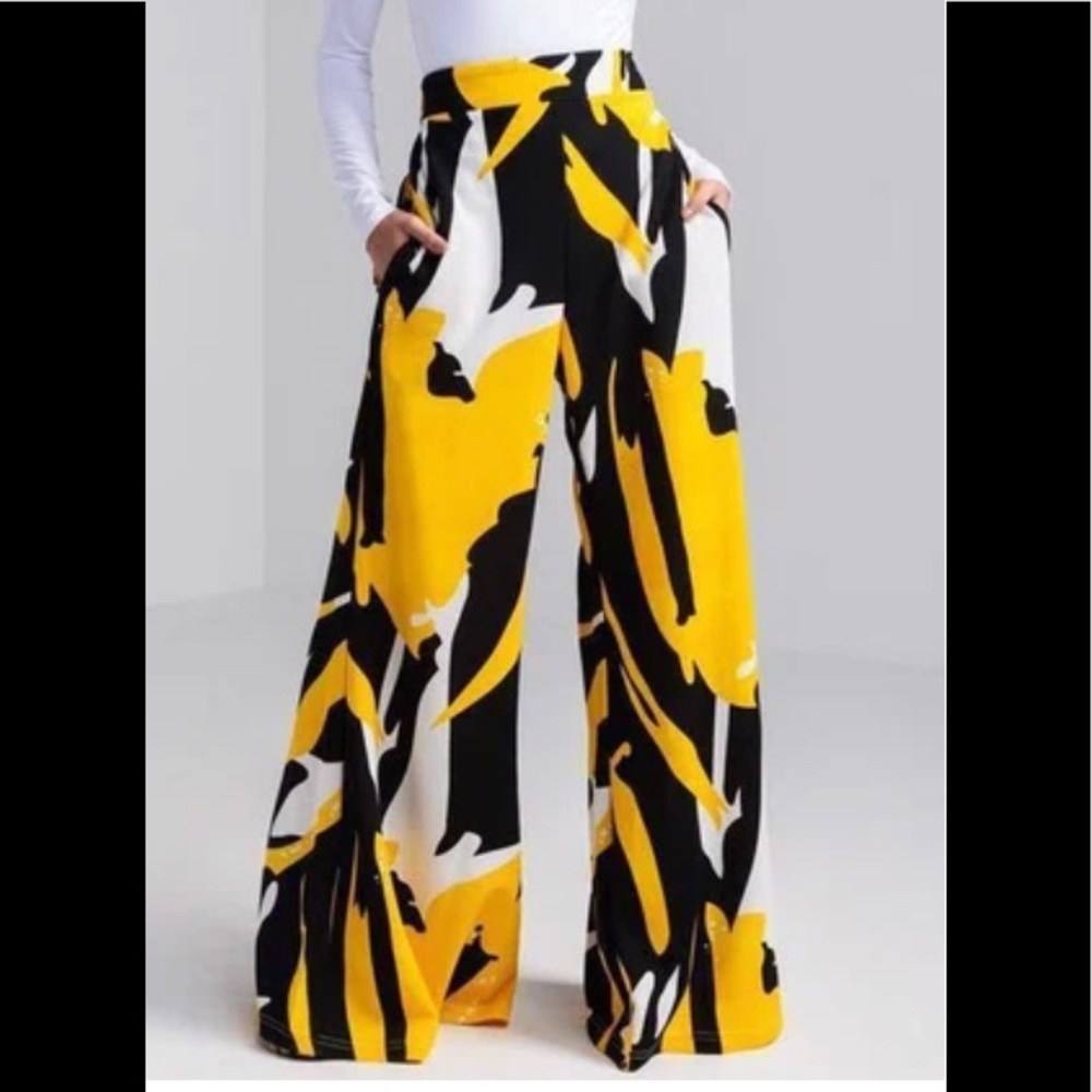 Abstract print wide leg pants.